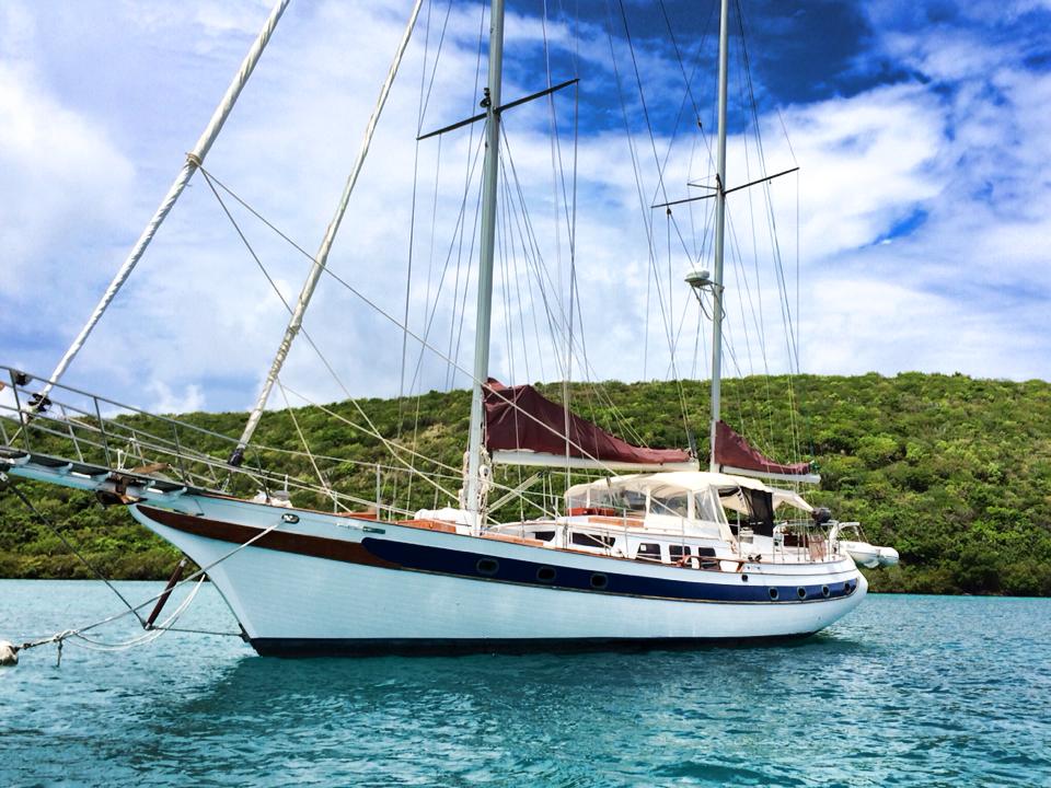 Sailboat Ragamuffin BnB on a yacht